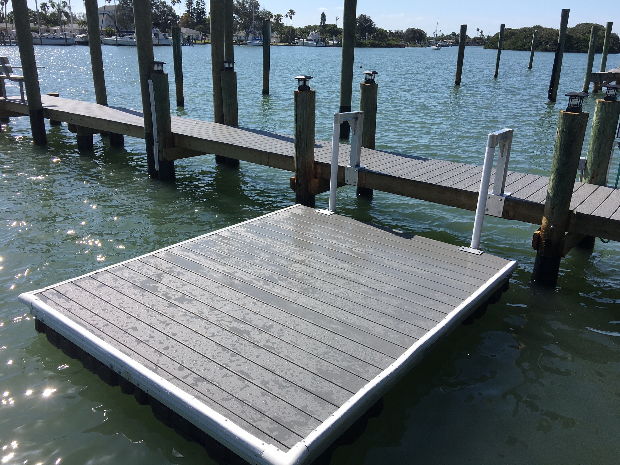 Why to Choose the Best Floating Dock System