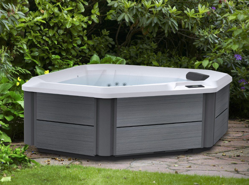 How To Look For The Hot Tubs For Sale?