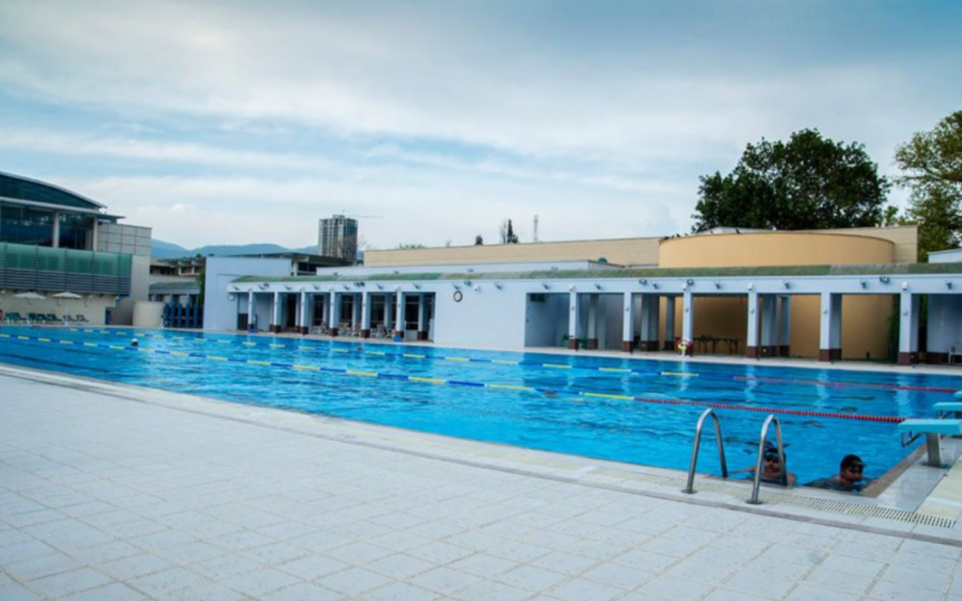 Swimming Pool Water Testing To Keep Your Pool Bacteria Free