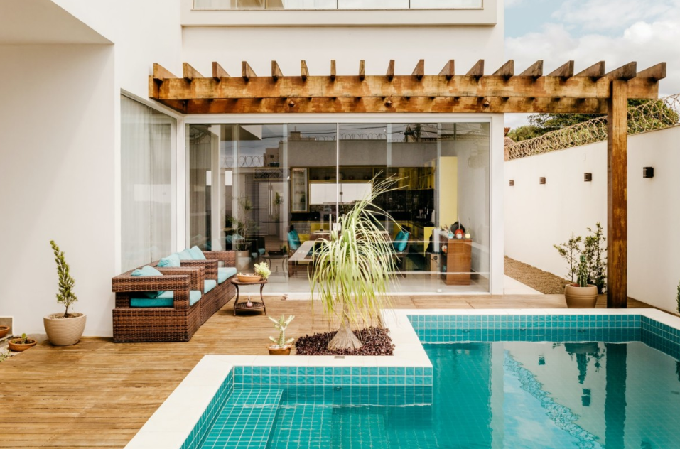 What Are The Types Of Plunge Pools?